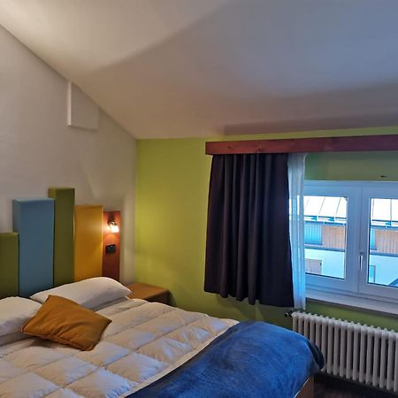 Alpencolor Hotel Tonale Passo del Tonale Exteriör bild